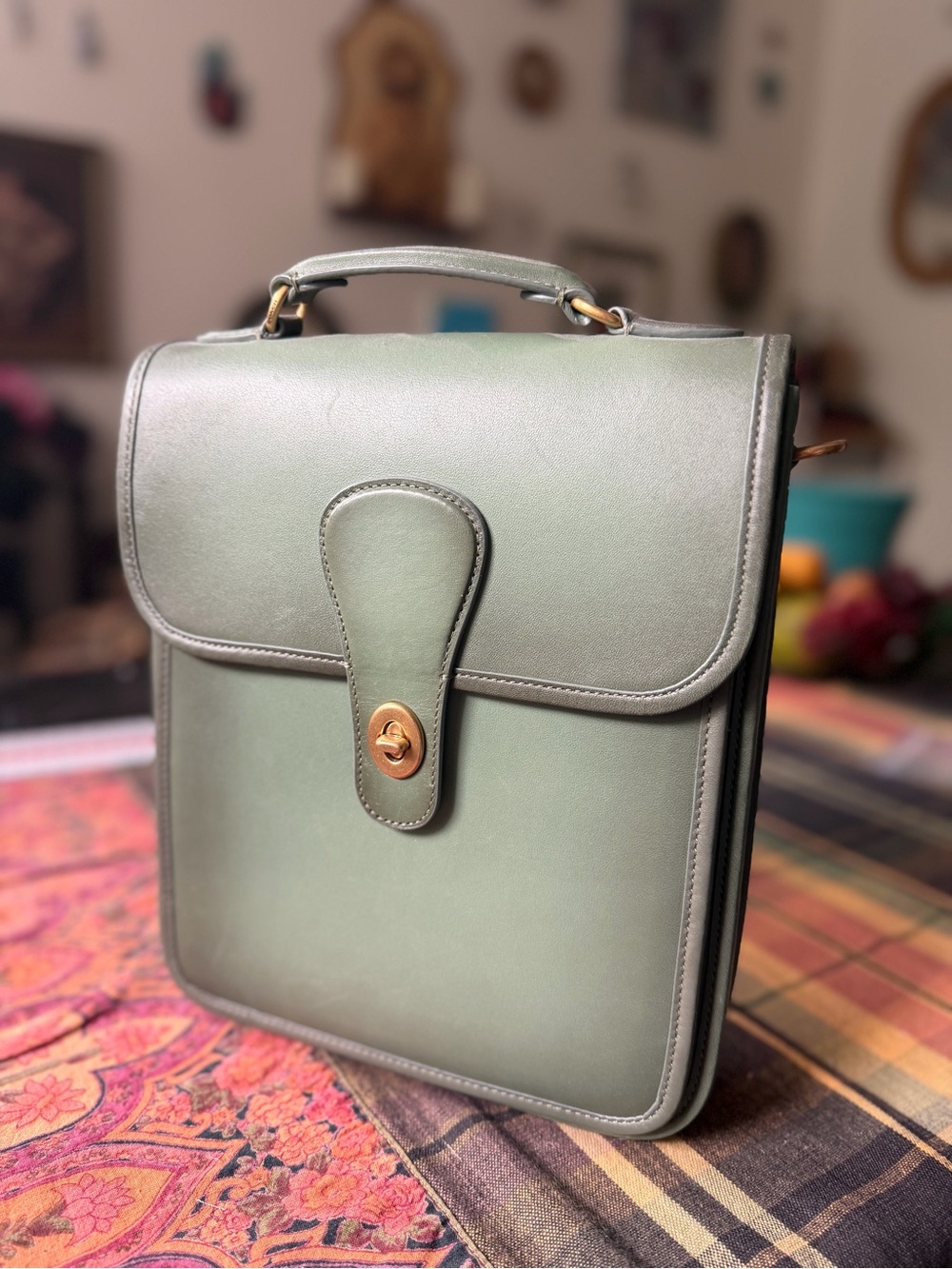 Coach Turnlock Tab Crossbody - Picture 2 of 11